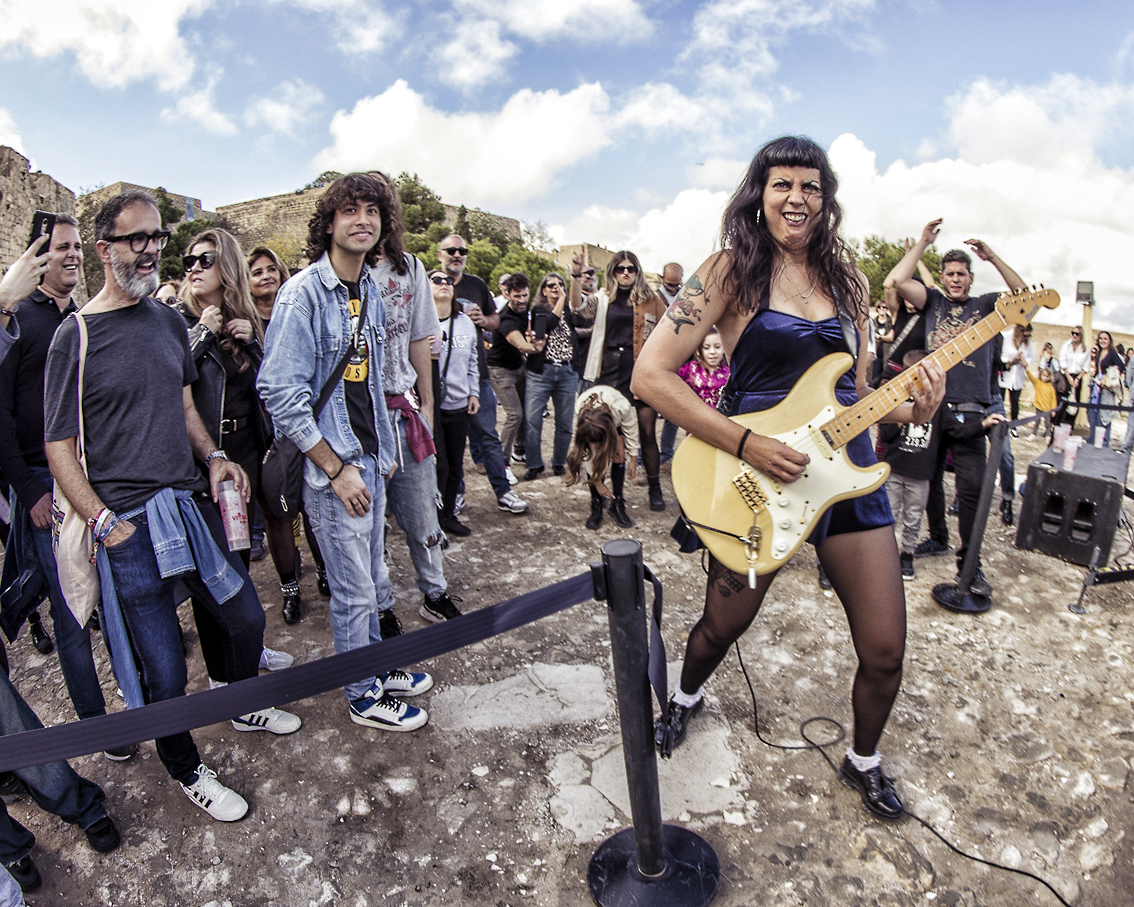 Producciones Baltimore recauda 3.586€ para la Dana en el concierto de Tiburona y La 126  