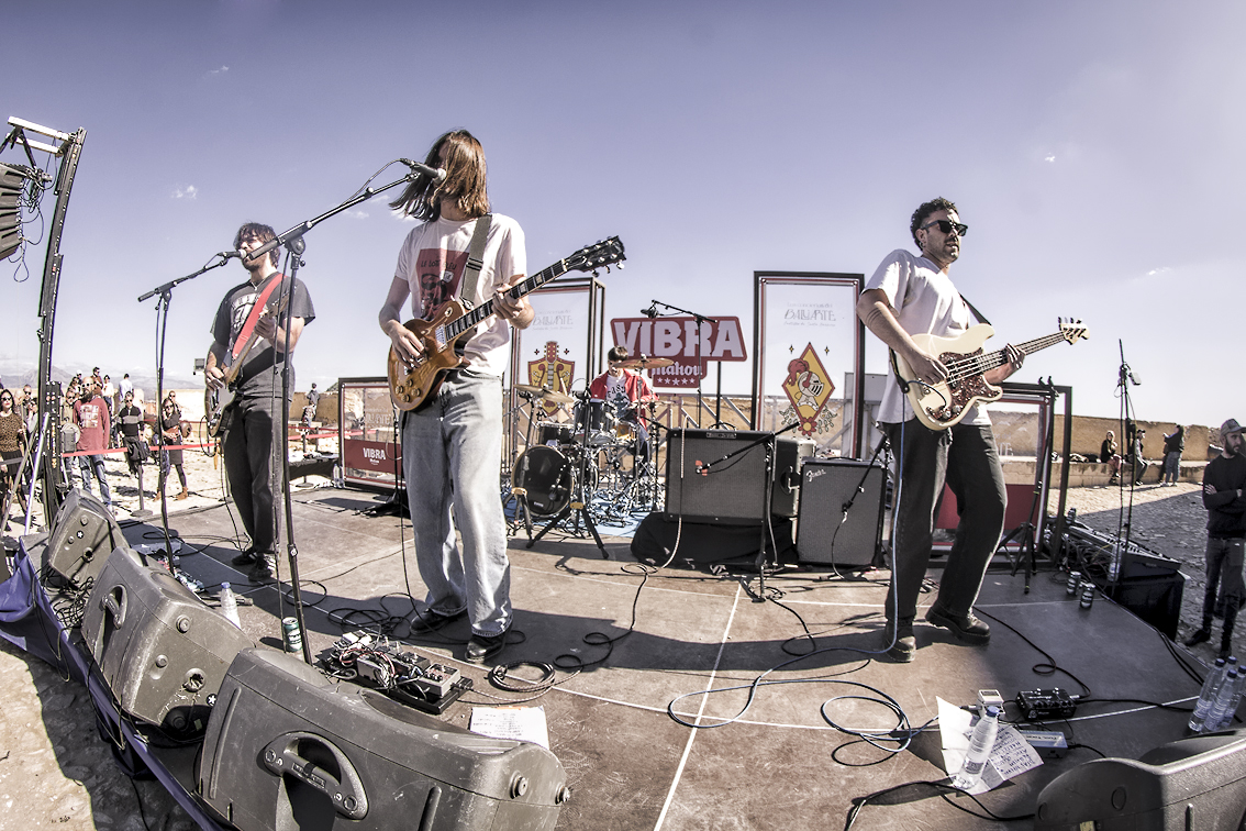 El directo de Cora Yako y La Jetée como exponente de todo lo bueno que Los Conciertos del Baluarte pretenden instaurar en Alicante. 